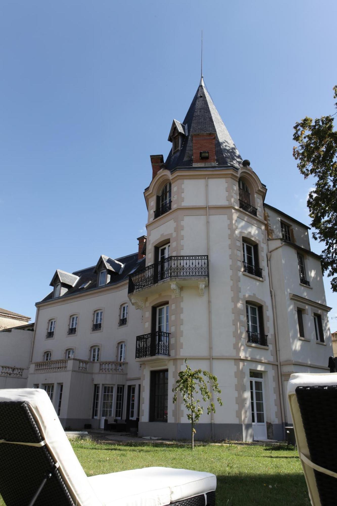 Chateau Les 4 Saisons Saint-Cirgues-sur-Couze Exterior photo